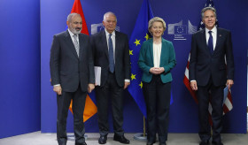 Nikol Pashinyan, Ursula von der Leyen, Antony Blinken and Josep Borrell make statements prior to the Armenia-EU-US high-level meeting