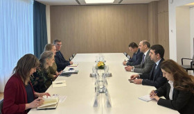 ՀՀ ԱԽ քարտուղար Արմեն Գրիգորյանը հանդիպել է ԵՄ արտաքին գործերի ու անվտանգության քաղաքականության հարցերով բարձր ներկայացուցիչ Կայա Կալլասի գրասենյակի ղեկավար Վիվիան Լունելայի հետ
