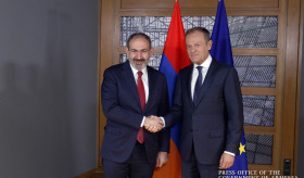 Nikol Pashinyan, Donald Tusk meet in Brussels