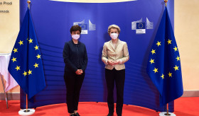 Head of the Mission of the Republic of Armenia to the European Union presented her credentials to the President of the European Commission