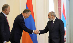 Prime Minister Pashinyan receives Toivo Klaar