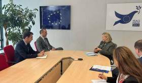 ՀՀ Անվտանգության խորհրդի քարտուղար Արմեն Գրիգորյանը հանդիպել է Եվրահանձնաժողովի նախագահ Ուրսուլա ֆոն դեր Լայենի հատուկ խորհրդական Էլիզաբետա Բելոնիի հետ