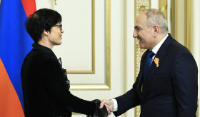 The Prime Minister receives delegation of EU Enlargement Commissioner